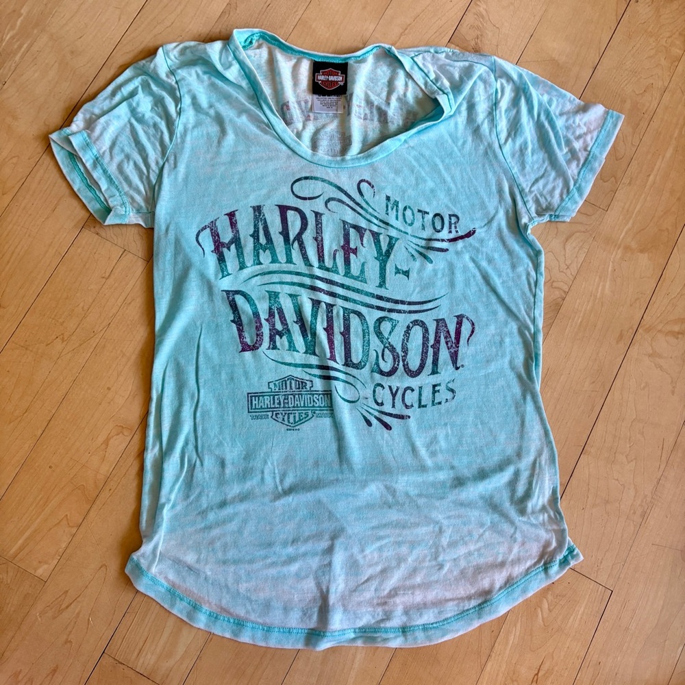 Like new women’s medium Harley Davidson burnout t-shirt
